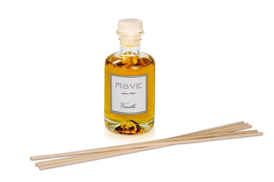 m-ve-signature-aroma-diffusor-in-apothekerflasche-mit-griffkorken-100-ml-vanilla image 1