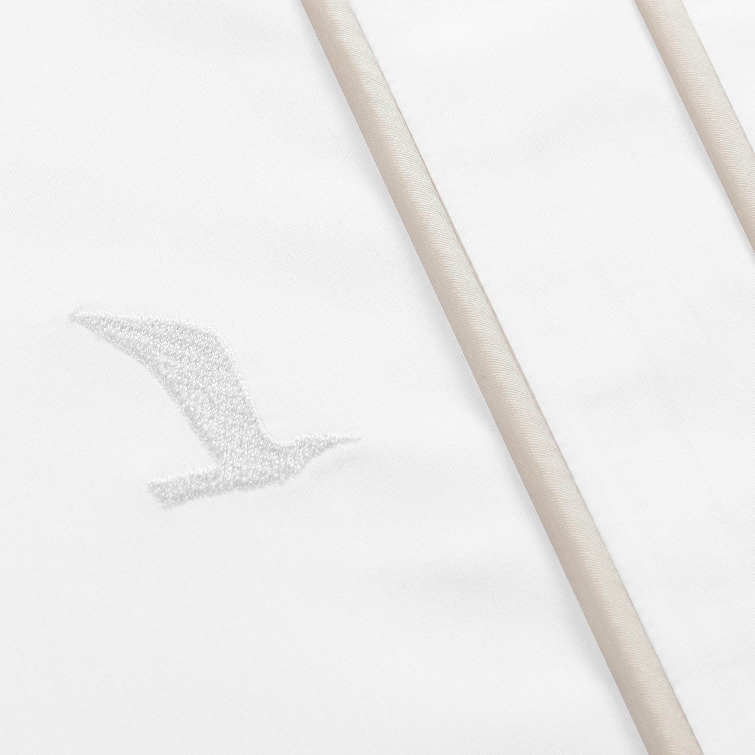 m-ve-noblesse-kissenbezug-80-x-40-cm-100-premium-baumwolle-450-tc-white-champagn image 3